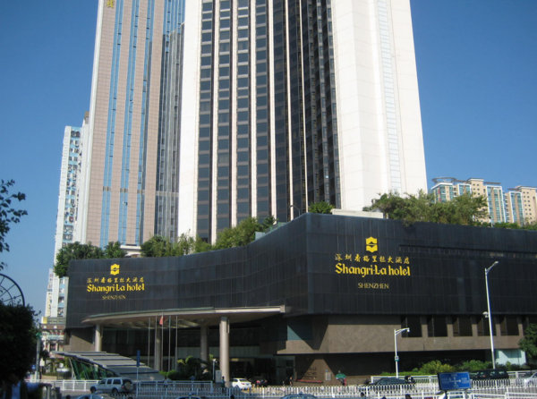 附近的小姐姐住在什么街道 - 百度